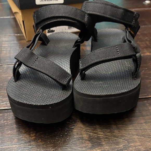 Teva Black Adjustable Strap Sandals - Picture 4 of 16